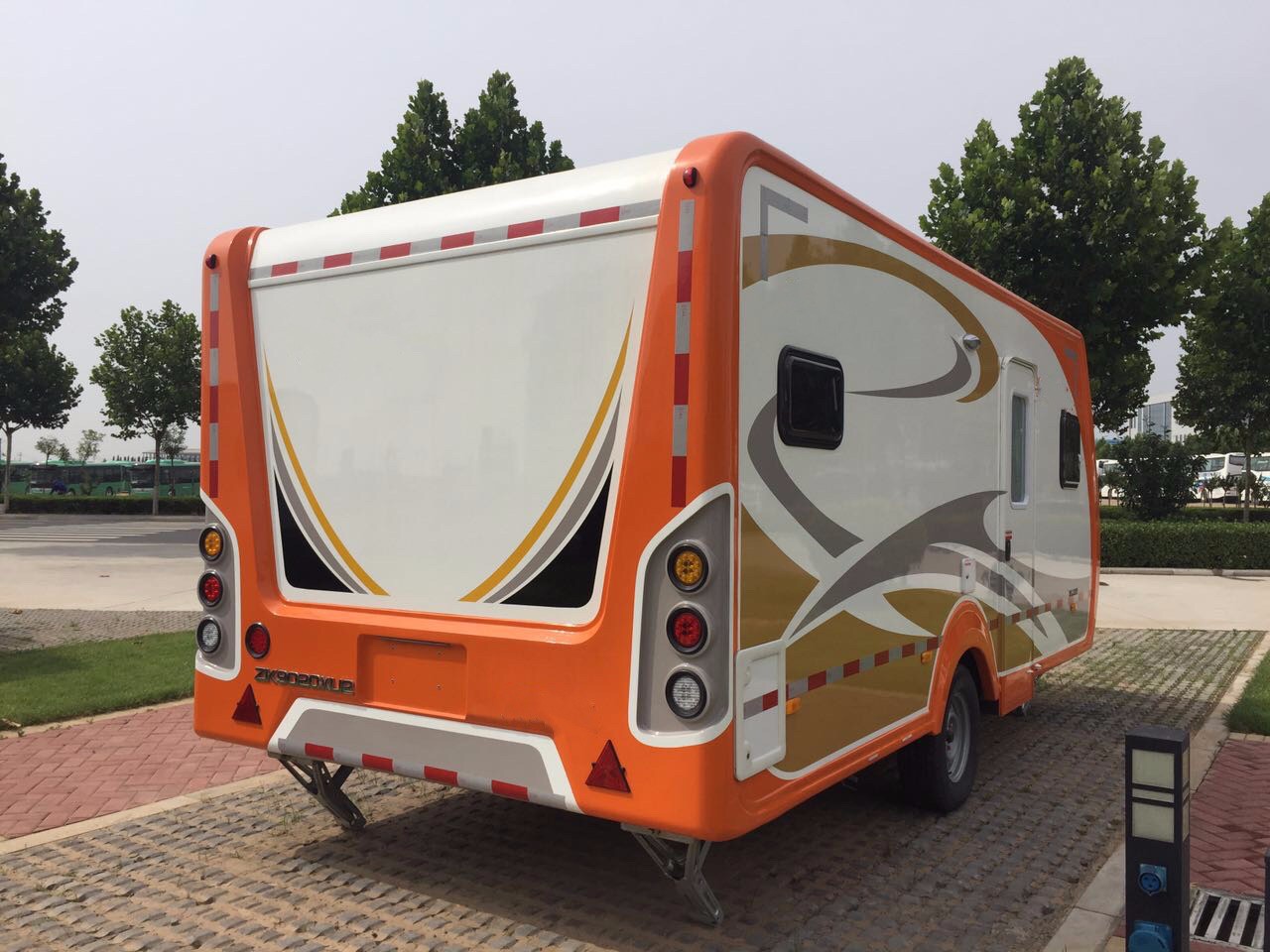 德国越野拖挂房车 全国房车营地收费价格