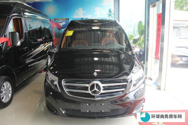 高清实拍-奔驰V-CLASS V260商务车