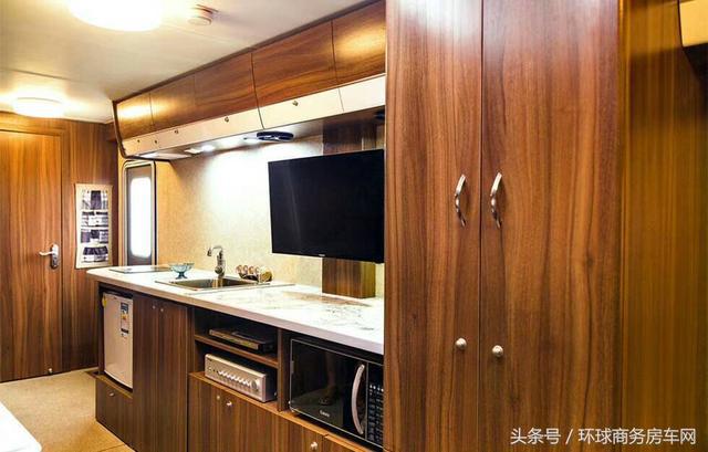 拖挂营地房车 给您生活增添无限精彩