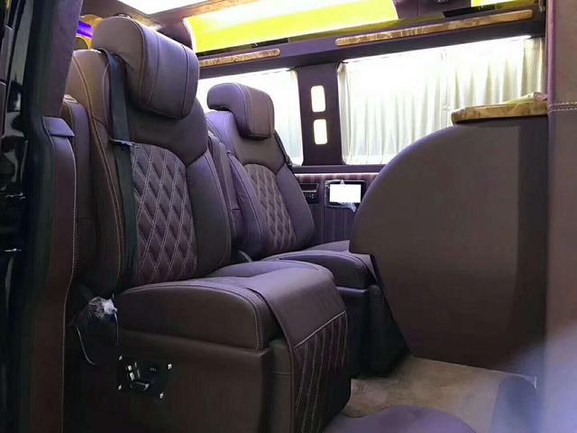 融合无与伦比的豪华内饰进口大众T6商务车