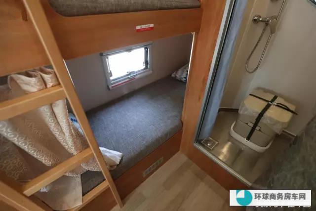 国产C型旅居房车 价格实惠功能性强大众首选旅居车