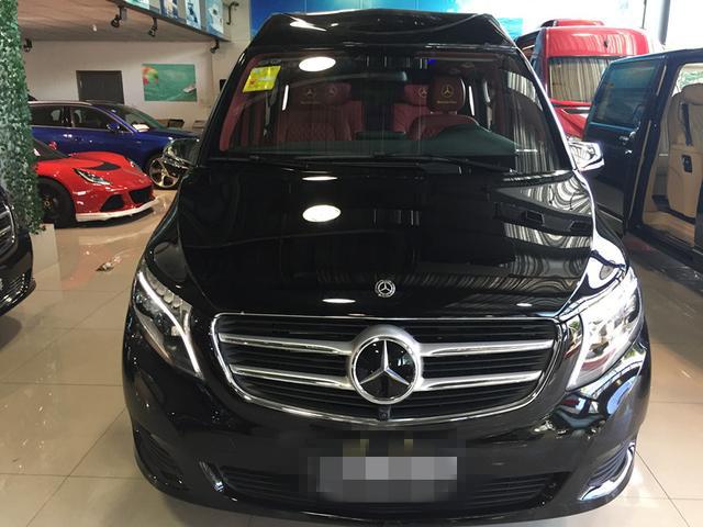奔驰V260高顶无隔断私家保姆车