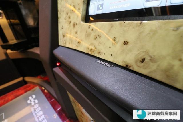 奔驰斯宾特商务7座，奔驰家族中气质最独到的一款商旅两用MPV