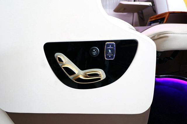 进口奔驰V260L尊贵加长版 豪华商务房车