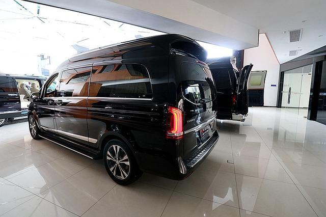 进口奔驰V260L尊贵加长版 豪华商务房车