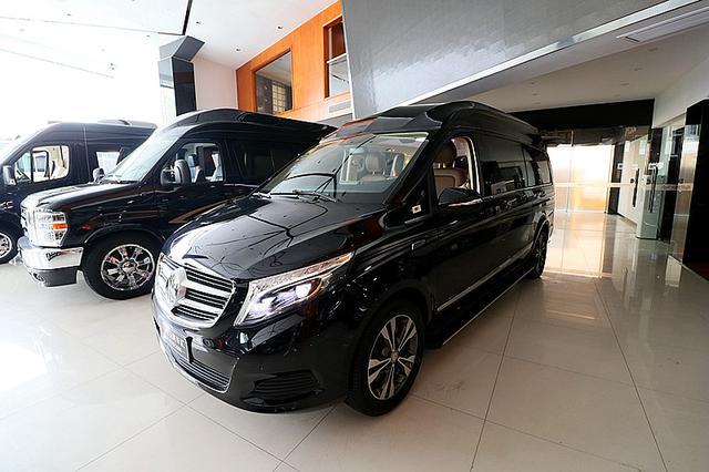 进口奔驰V260L尊贵加长版 豪华商务房车