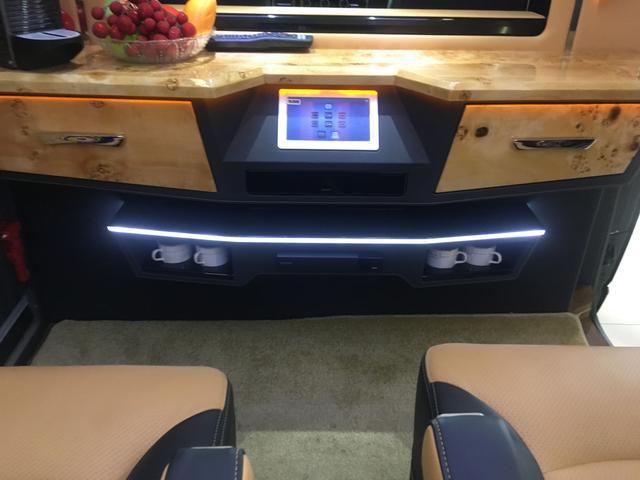 大众T6商务车 进口德系豪华MPV