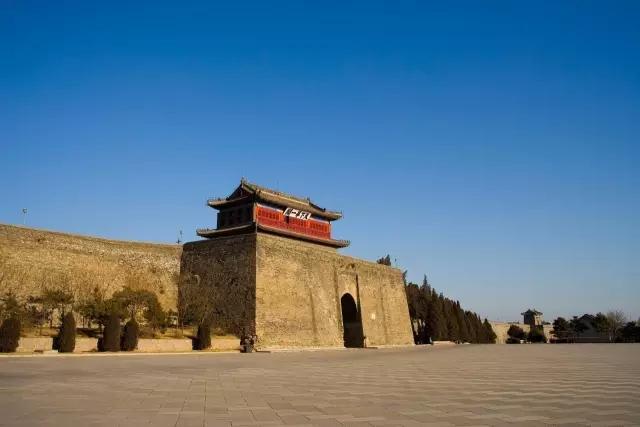 最美三省旅游路线景区房车 拖挂式营地专用