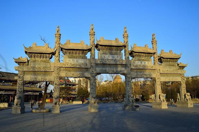 最美三省旅游路线景区房车 拖挂式营地专用