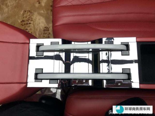 国产顶级奔驰威霆商务车4+2配置 高端大气平民价格