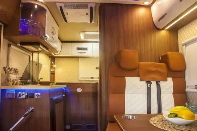 奔驰斯宾特524双拓展进口房车 商旅高端产品