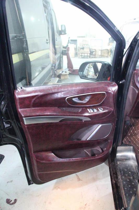 奔驰威霆商务车 内饰整体豪华私人订制 奔驰威霆商务车 内饰整体豪华私人订制