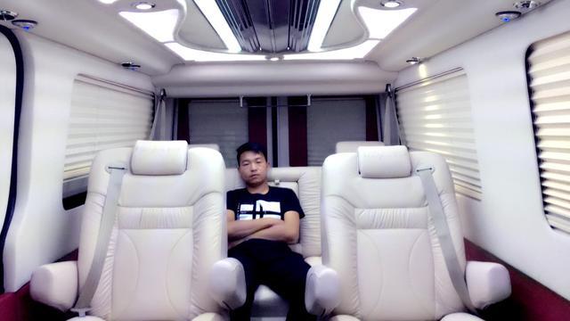 奔驰斯宾特美国柴油版房车 上海现车优惠