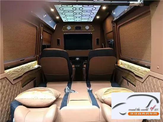 奔驰斯宾特 商务移动办公室 精致豪华商务车