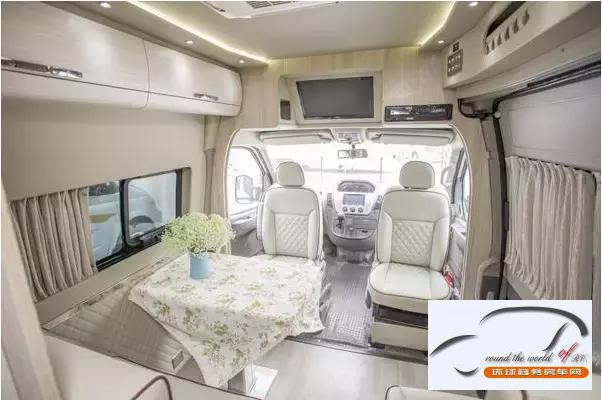 18款B型旅居房车 小清新版  V80豪华版B型房车