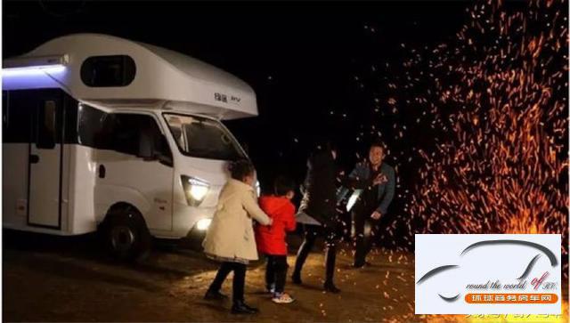 房车如何在野外选择露营地拖挂 自行式 现车